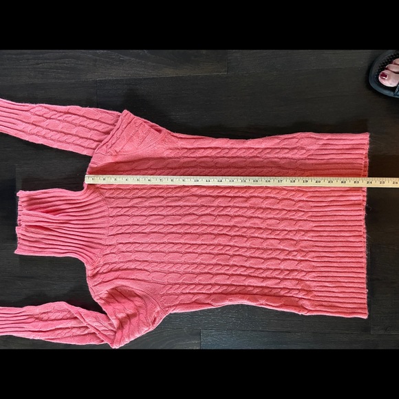 Peach turtleneck wool sweater - Picture 6 of 7
